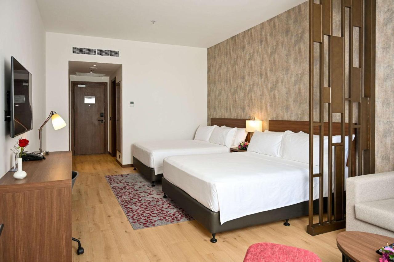 Comfort Hotel Riyadh Olaya Kültér fotó