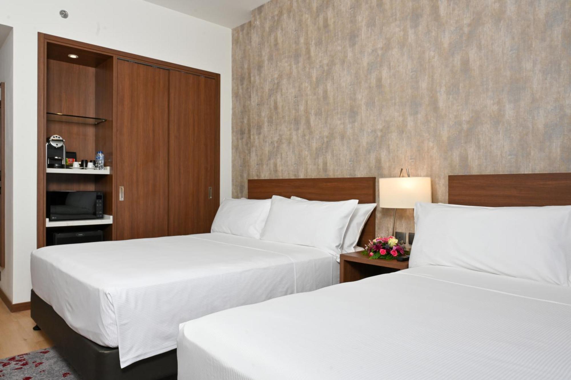 Comfort Hotel Riyadh Olaya Kültér fotó