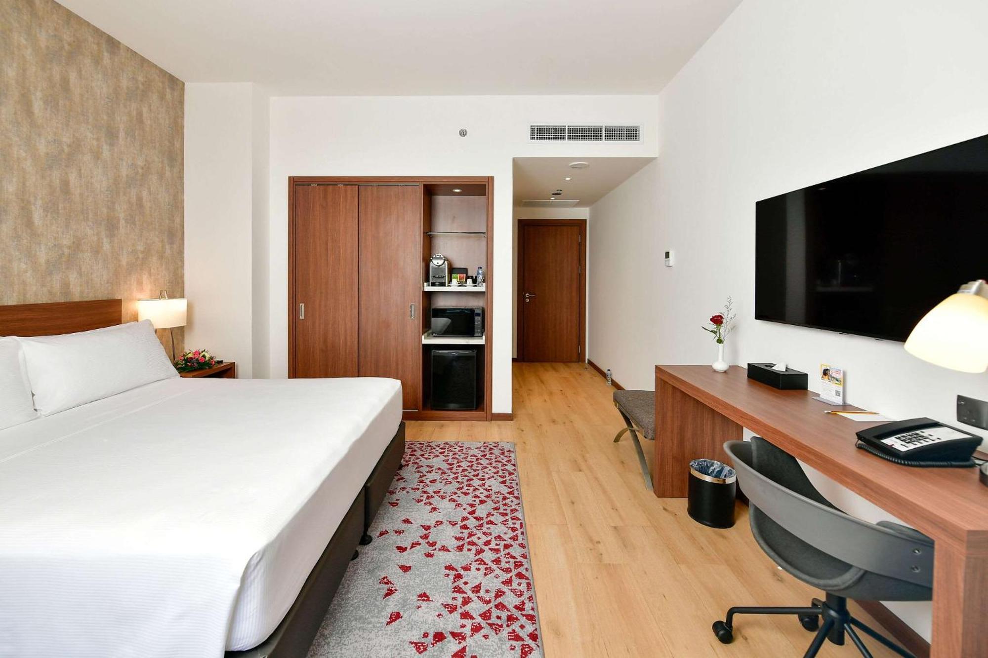 Comfort Hotel Riyadh Olaya Kültér fotó