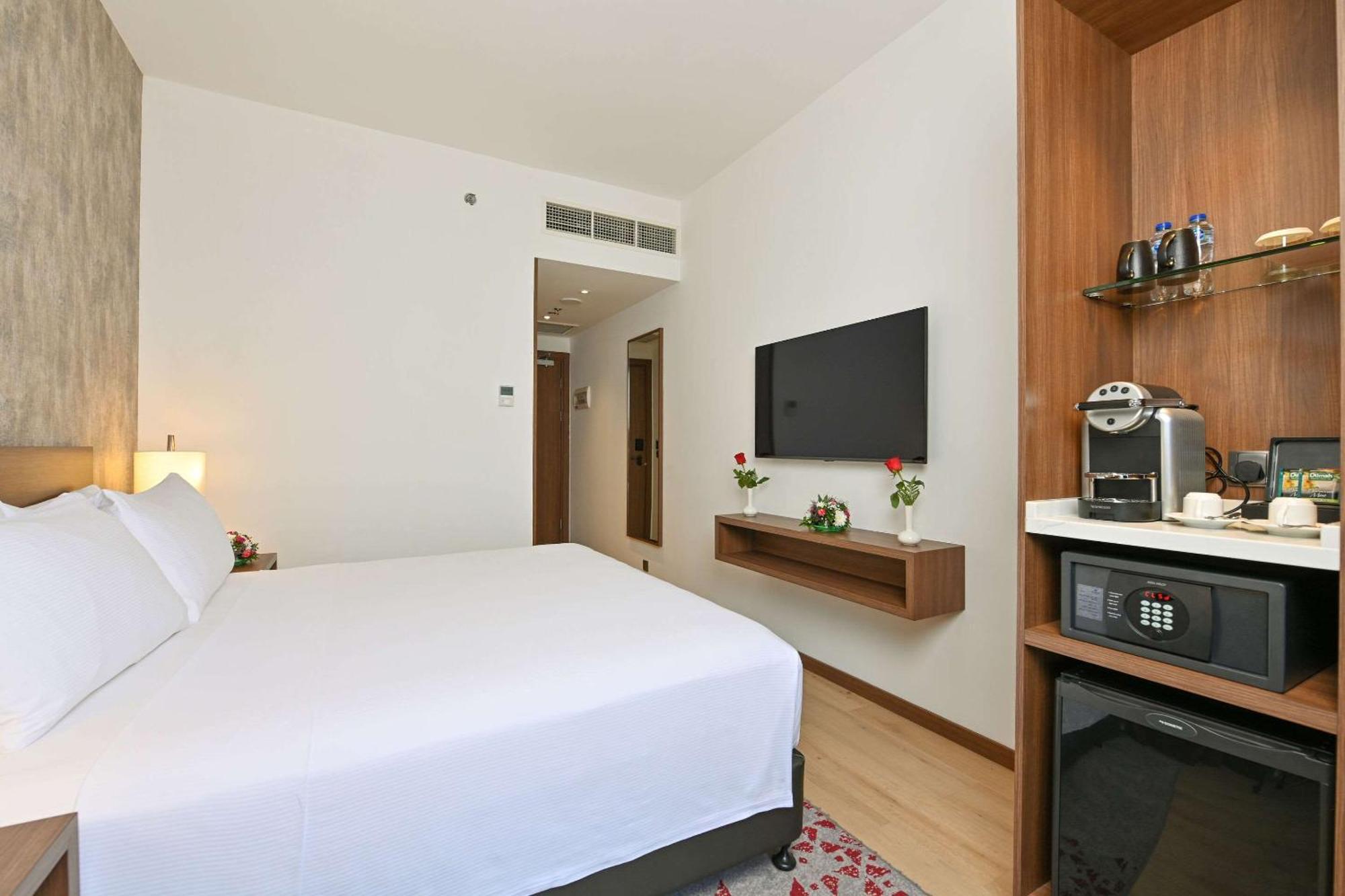 Comfort Hotel Riyadh Olaya Kültér fotó