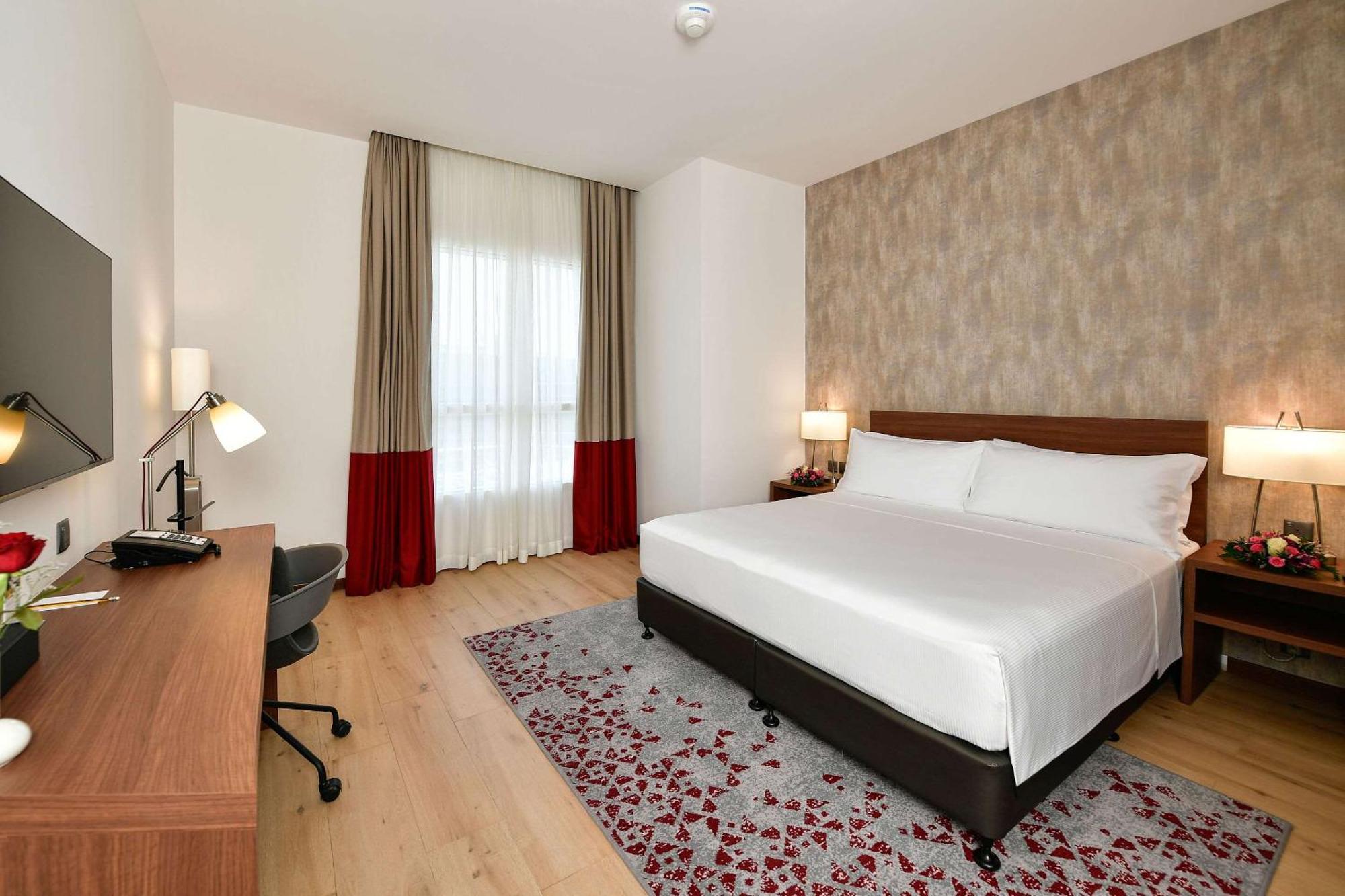 Comfort Hotel Riyadh Olaya Kültér fotó