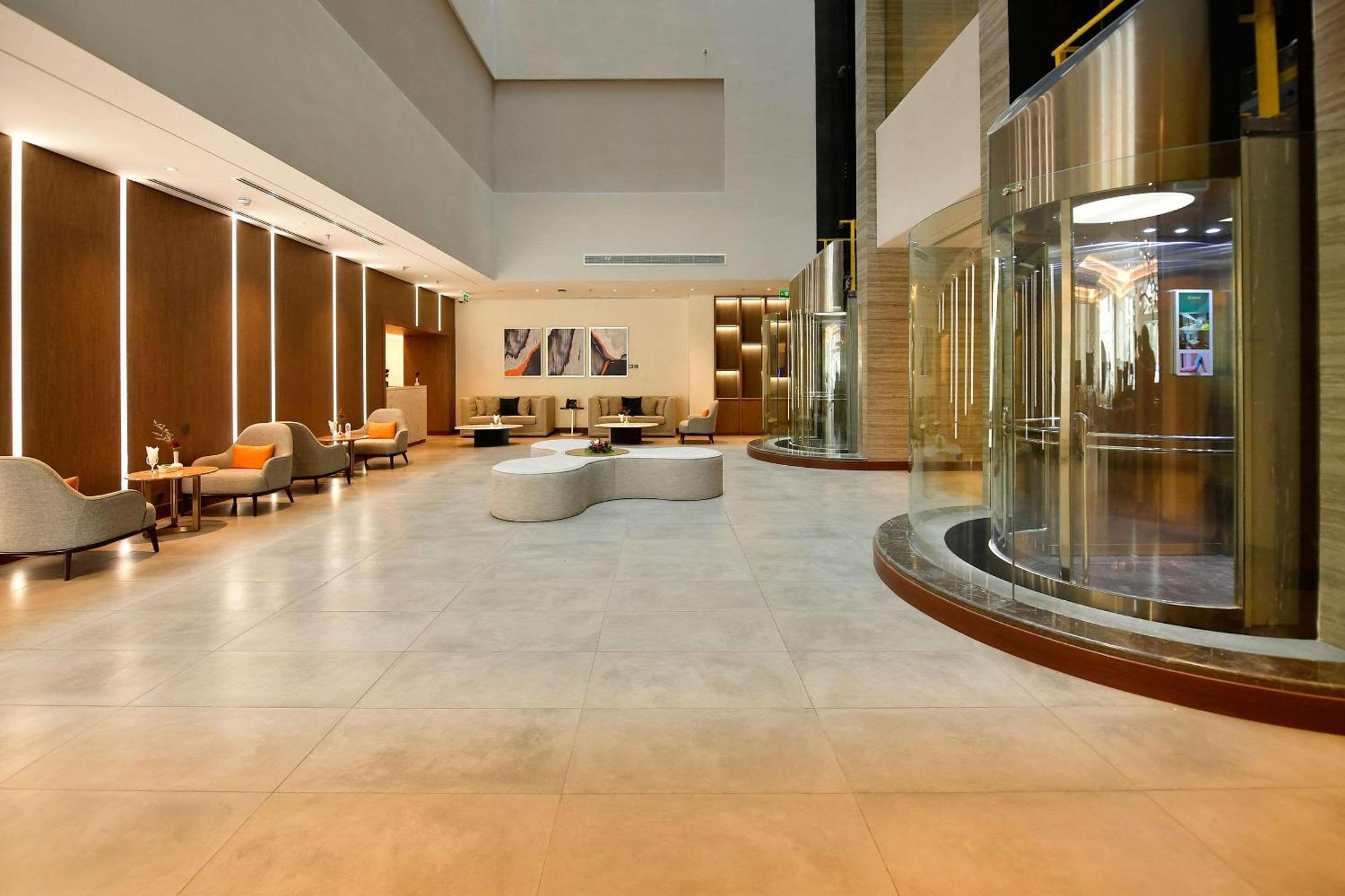 Comfort Hotel Riyadh Olaya Kültér fotó