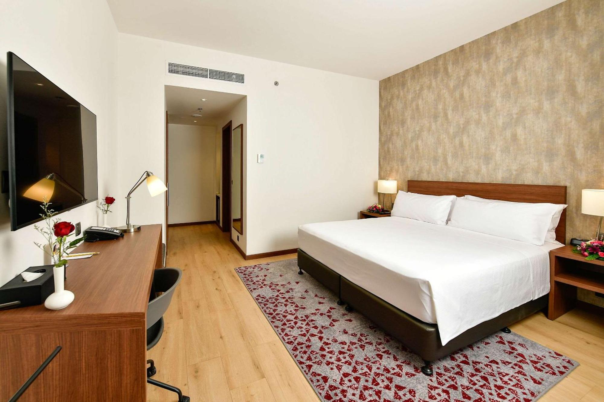 Comfort Hotel Riyadh Olaya Kültér fotó
