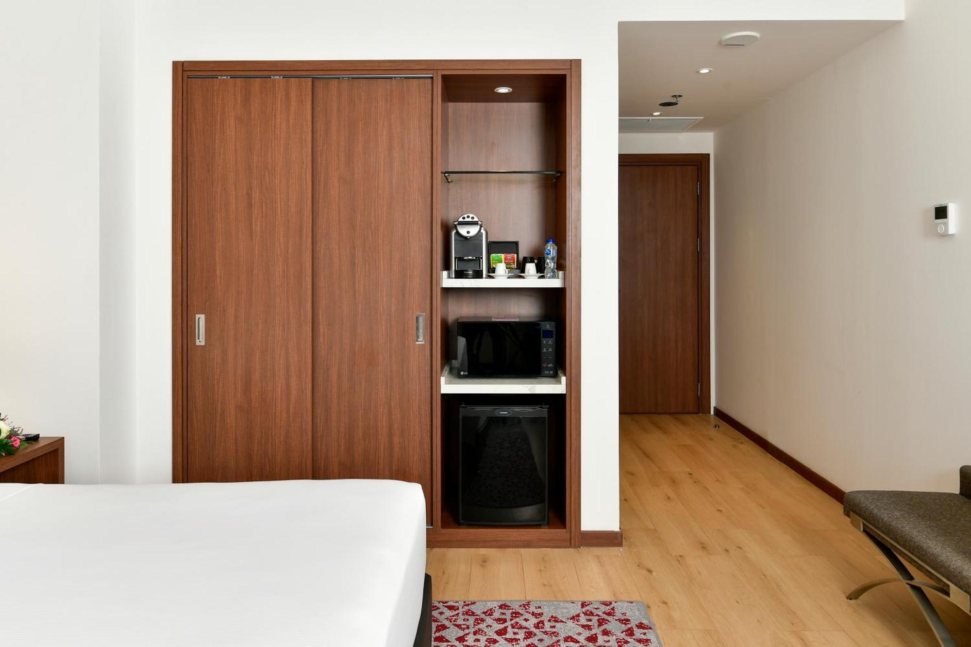 Comfort Hotel Riyadh Olaya Kültér fotó