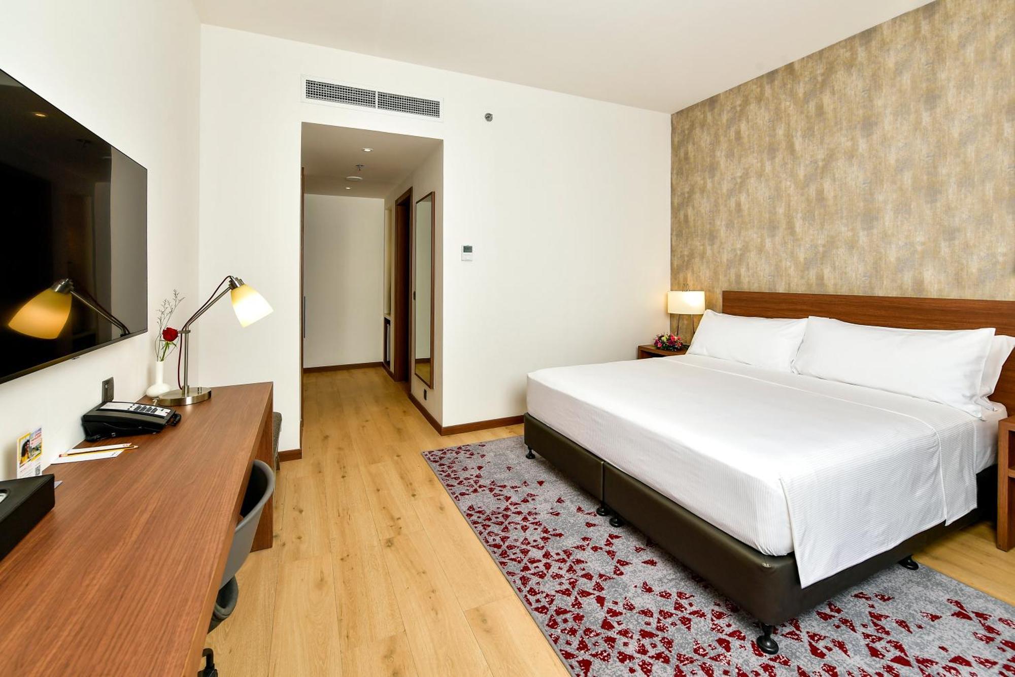 Comfort Hotel Riyadh Olaya Kültér fotó