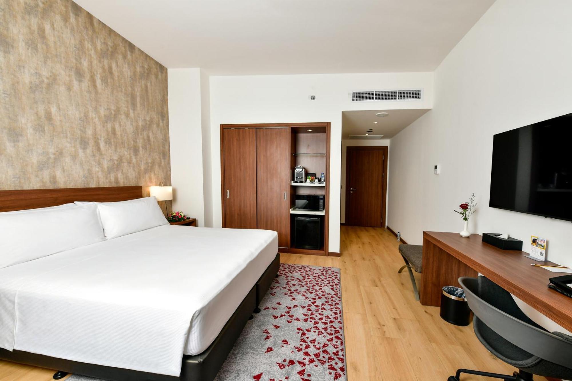 Comfort Hotel Riyadh Olaya Kültér fotó